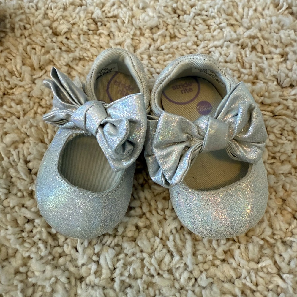 Stride Rite Baby Mary Jane’s